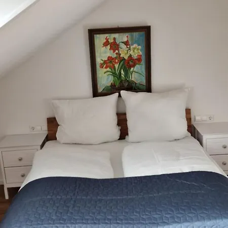 Modern-landhausstil-idylle Lejlighed Dornstetten