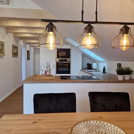 Modern-landhausstil-idylle Apartment *