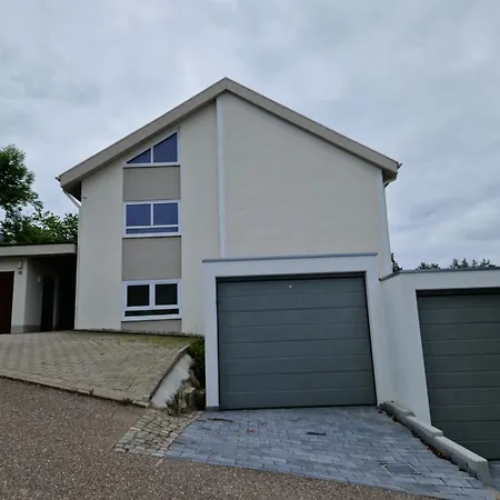 Modern-landhausstil-idylle Lejlighed Dornstetten